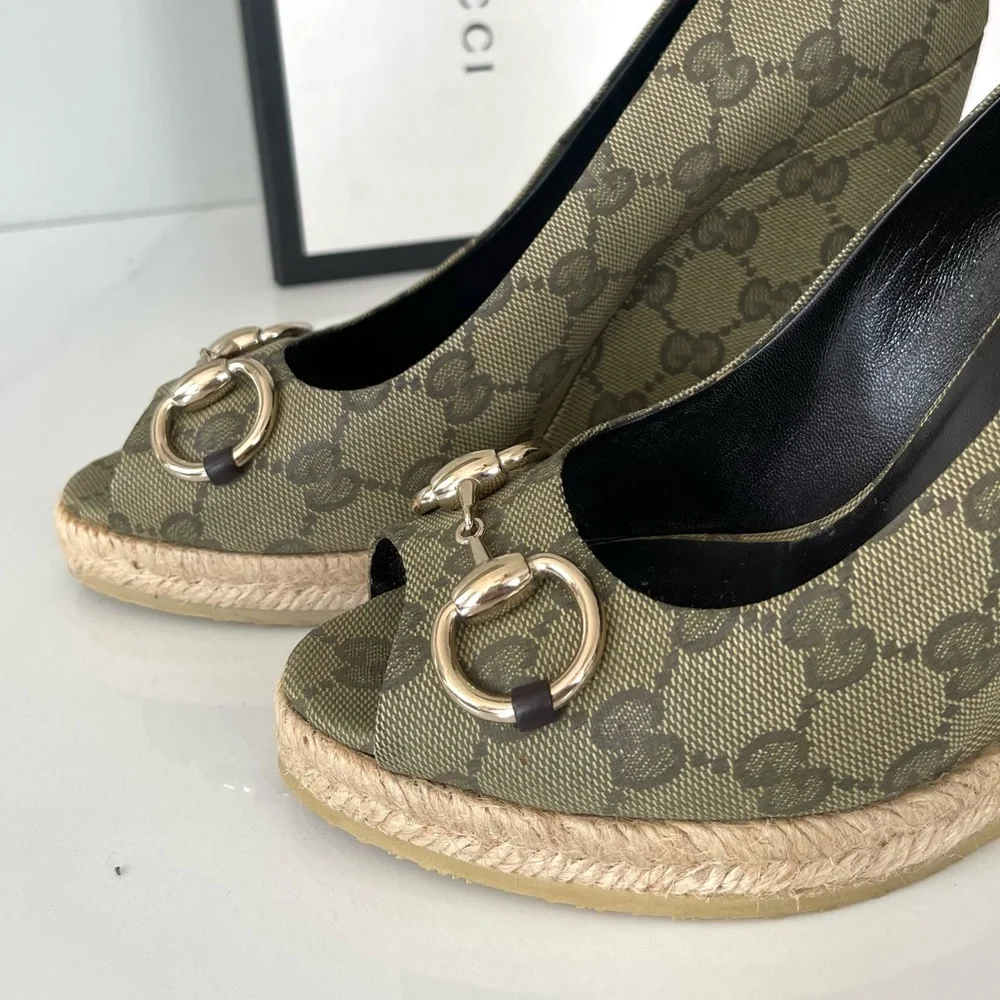NEW IN BOX GUCCI GG LOGO MONOGRAM WEDGES - Picture 10 of 15